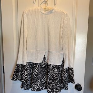 Elegant White and Black Tunic Top